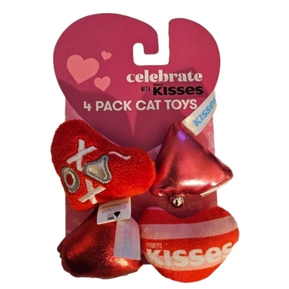 HERSHEY’S KISSES Valentine Catnip Toys 4-Pack with Feathers & Bell Pet soft toys - Picture 5 of 16